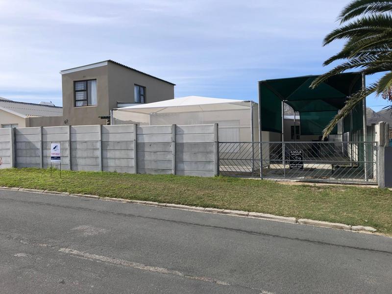 3 Bedroom Property for Sale in De Kelders Western Cape